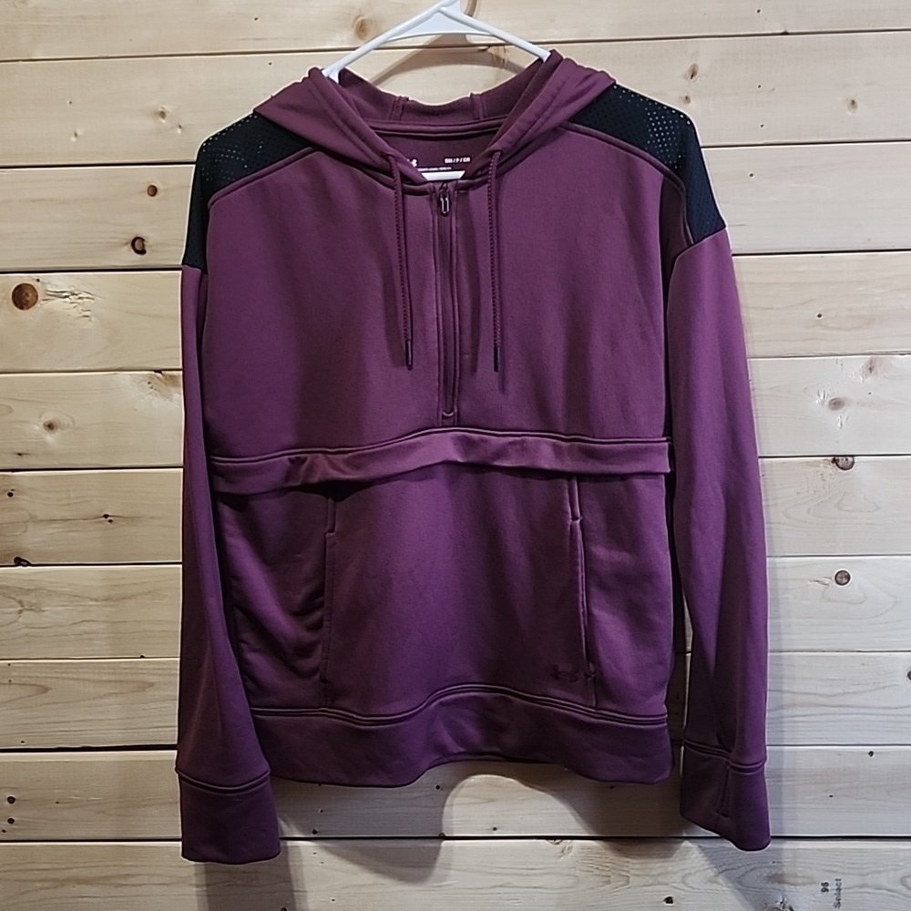 Under Armour Performance Hoodie Size Small 1/4 zip